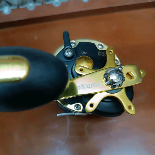 Okuma Magnetix fishing reel like new
