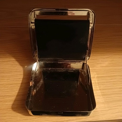 Rolling cigarette case used