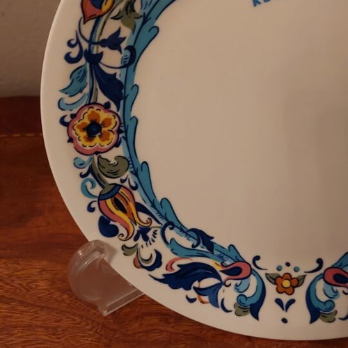 Villeroy&Boch Izmir Collectible Plate Set mint condition, 2 pieces