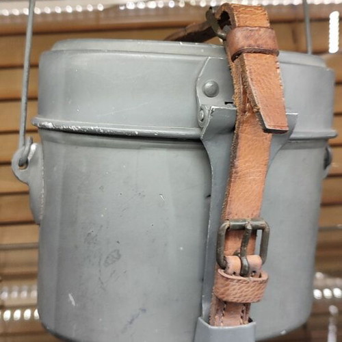 Military mess tin from World War II like new