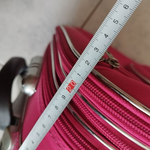 Cabin suitcase used 37x22x57 pink with non-working telescopic handle