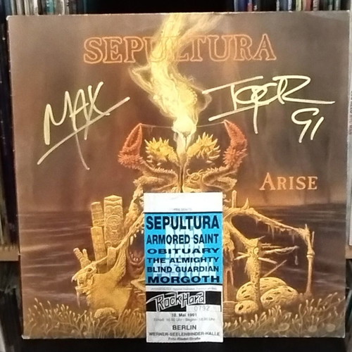 Sepultura Arise LP used, original 1st press 1991 signed by Max and Igor Cavalera