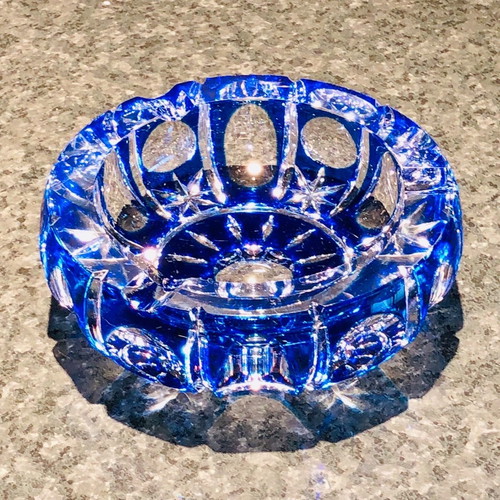 Blue round crystal ashtray new