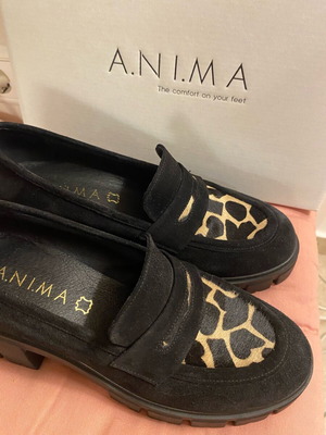 A.NI.MA women's loafers like new, size 40, black with leopard details