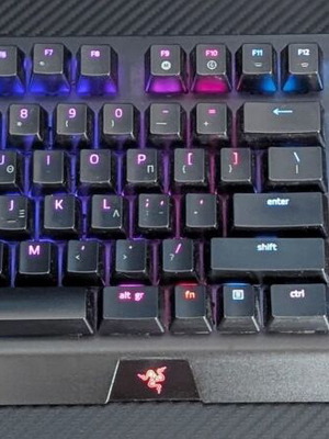 Razer Blackwidow Chroma Elite mechanical keyboard, Greek layout, Razer Green switches