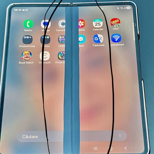 Samsung Z Fold 4 used with black line issue, 256GB