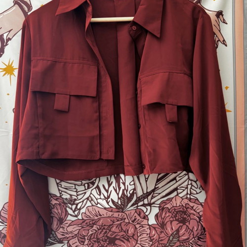 Cropped shirt in safari style orange new, size L