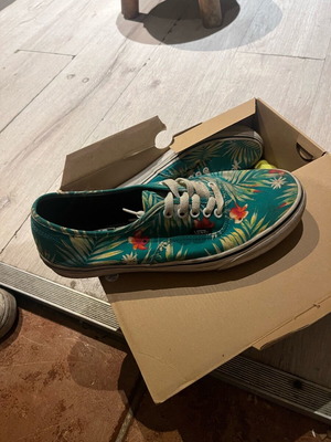 Vans used women's shoes size 42