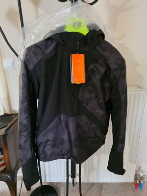 Richa Berlin motorcycle jacket new, black camo, size M