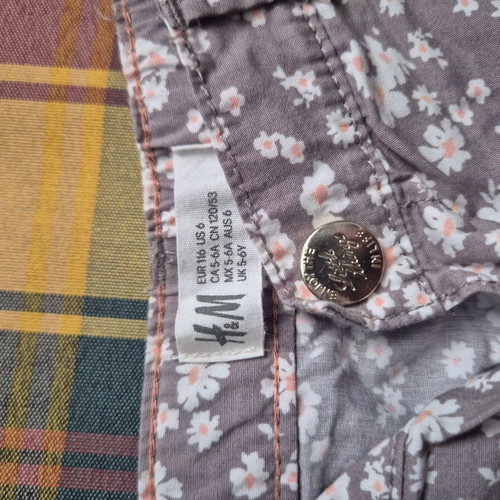 H&M shorts for girls 5-6 years like new, multicolor