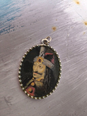 Vlad necklace made of steel and liquid glass new, silver