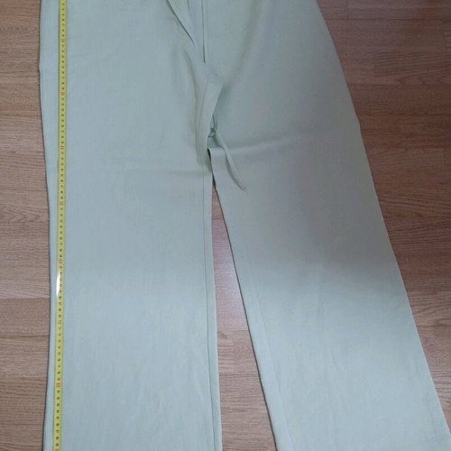Marks & Spencer linen pants in light pistachio, like new, size 14 UK