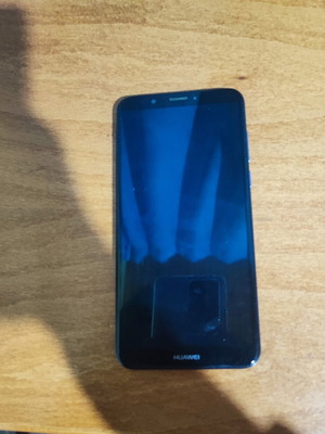 Huawei Y7 Prime 2018 3/32 used, blue, with floral case
