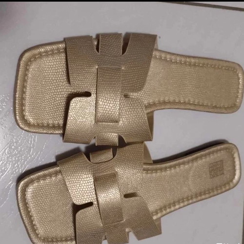 Gorglitter slip on gold sandals like new, size 41-42