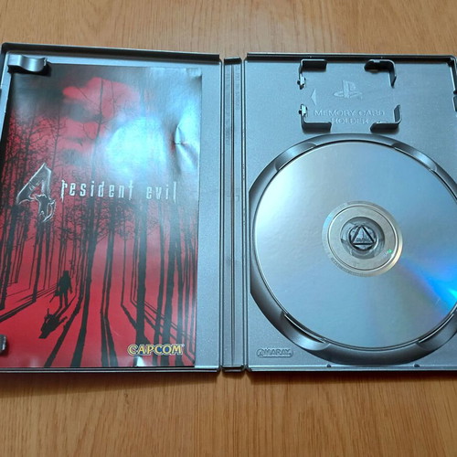 Resident Evil 4 PlayStation 2 Platinum Edition like new