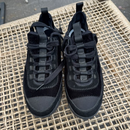 Women’s sneakers size 38, very good condition, black