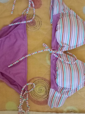 Cazeldonia bikini swimsuit size medium like new