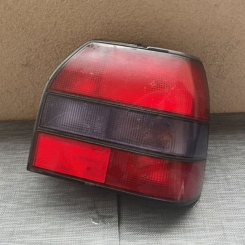 Renault 19 sedan right rear light original