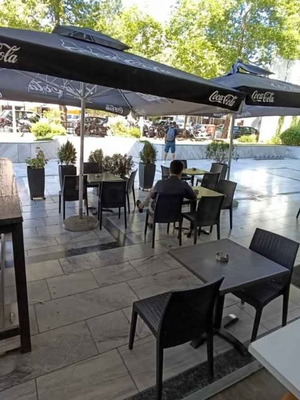 Πολυκατάστημα 3σε1 (μπεργεράδικο, κρεπερί, καφετέρια) στο Μαρούσι, πλήρως εξοπλισμένο