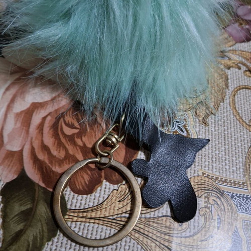 Keychain Peacock like new, turquoise
