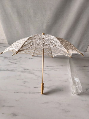 Lace Wedding Umbrella in Ivory Cream Color Like New