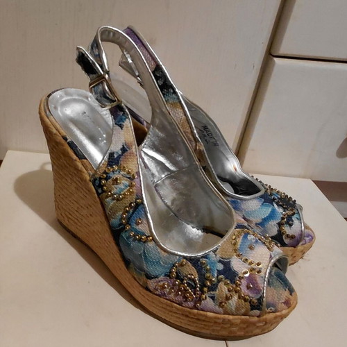 Migato platform sandals size 38 like new, blue floral fabric with shine