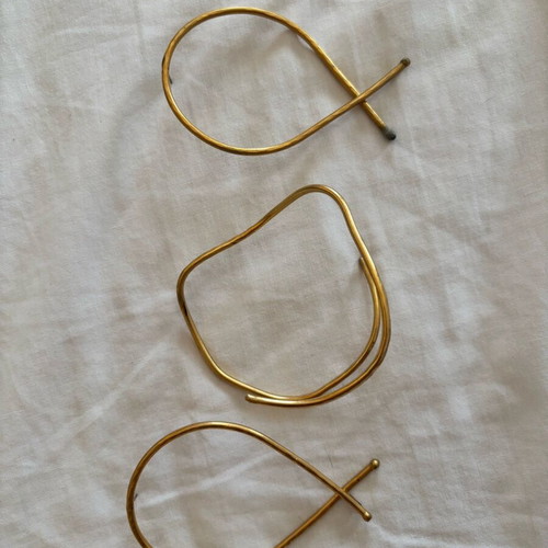 Gold jewelry set with earrings and bracelet like new
