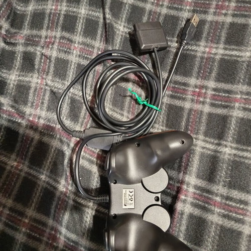 Tracer Red Arrow gamepad for PC, PS2, and PS3