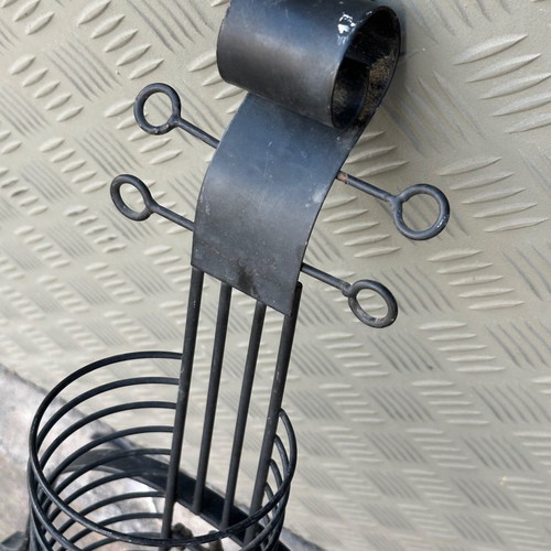 Old metal CD case used, dimensions 70x32 cm