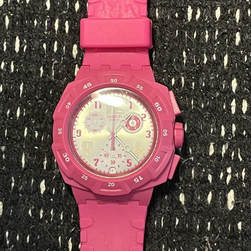 Swatch New Chrono Huyana SUIP400 wristwatch like new, pink
