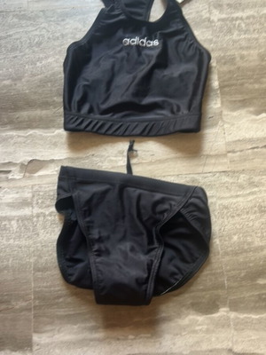 Adidas women's sports set black new, size XS