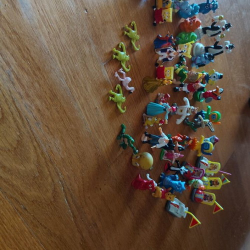 Mini Figures Disney Looney Tunes used