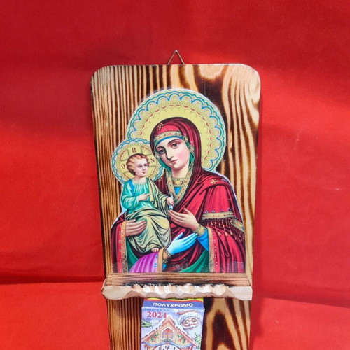 Wooden handmade hanging calendar holder in excellent condition