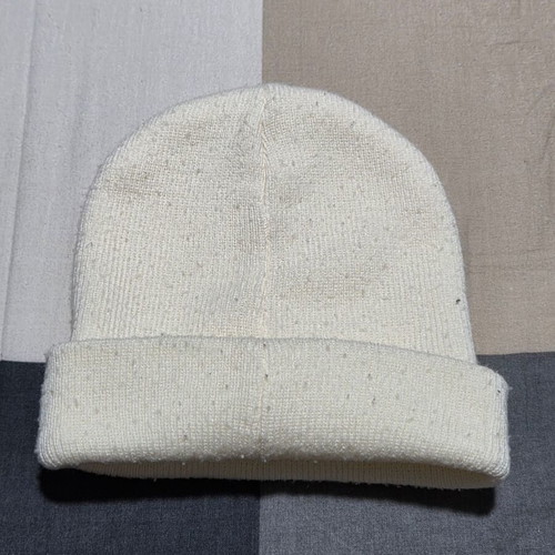 Winnie the Pooh baby hat like new