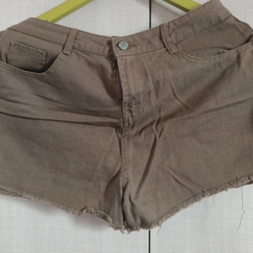 Khaki shorts Pink Woman like new, size M 38 10, green