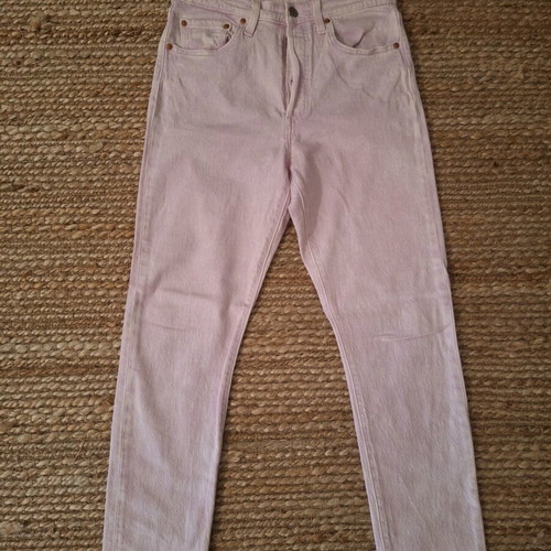 Levi's 501 women's pink jeans like new