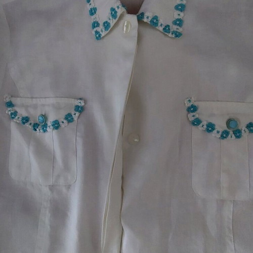 White linen dress like new, size XL, short sleeves with hidden buttons and pockets