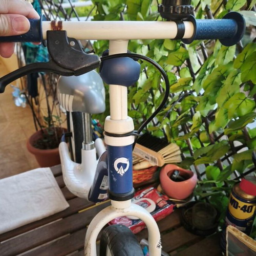 Lionelo Arie Indygo Balance Bike used with brake and footrest