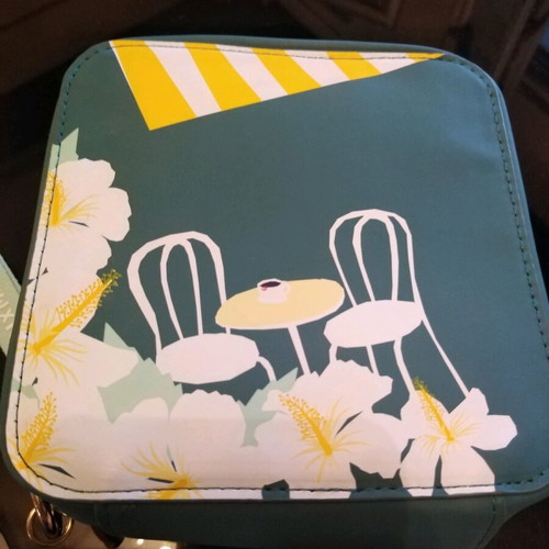 Darphin toiletry bag like new
