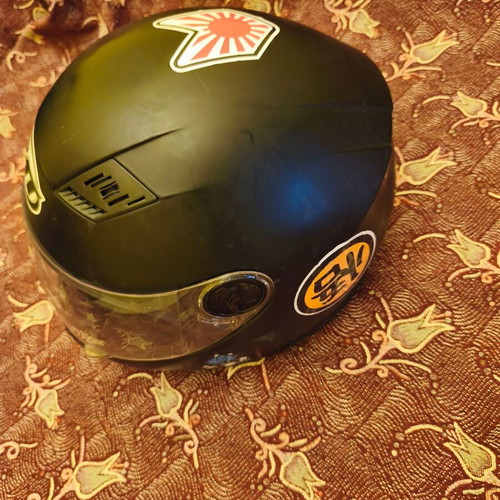 Mt full face helmet large used, good condition