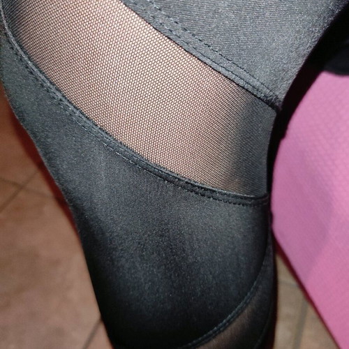 Leggings with mesh panels like new, black, size S