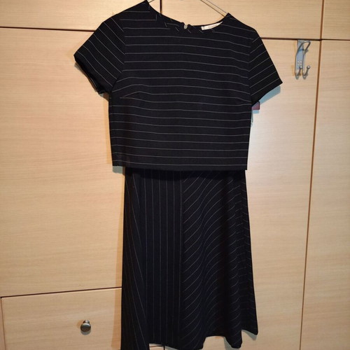 Pull & Bear summer skirt and crop top set, like new, dark blue striped