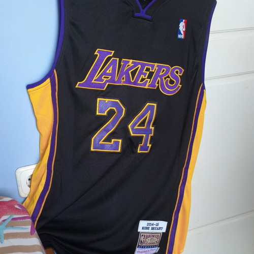 Los Angeles Lakers Kobe Bryant jersey new, black and purple