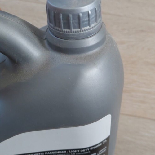 W5-30 engine oil 4 liters full synthetic