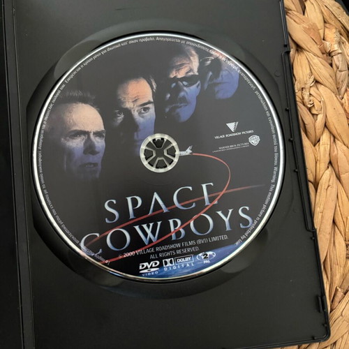 Space Cowboys DVD new, action with subtitles