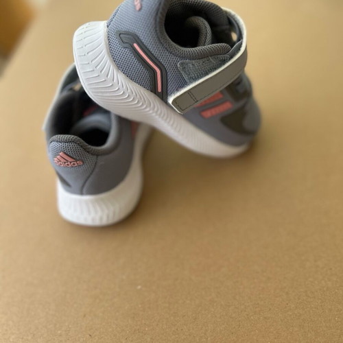 ADIDAS Runfalcon 2.0 kids sneakers like new, size 22