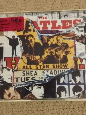 The Beatles 2 CD like new