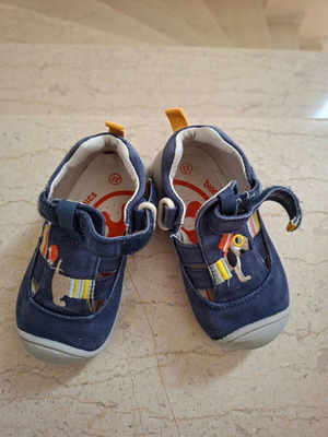 Biomecanics sandals size 22 used, anatomical