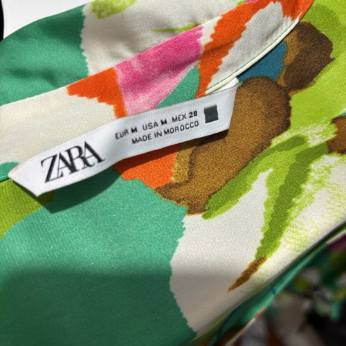 Zara printed shirt medium like new, green