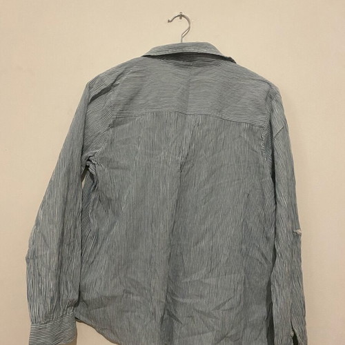 Ellen shirt-style top used, size L, white and blue